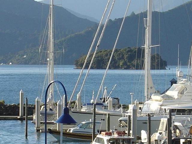 The Moorings On Malborough Hotel Picton Bagian luar foto